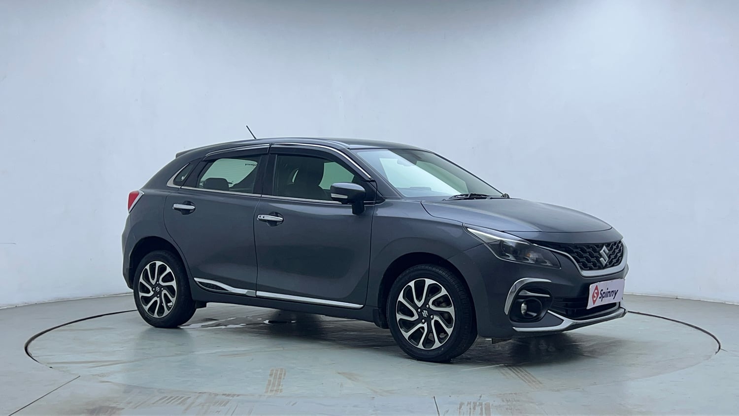 Used 2022 Maruti Suzuki Baleno Alpha MT Petrol Manual exterior RIGHT FRONT CORNER VIEW