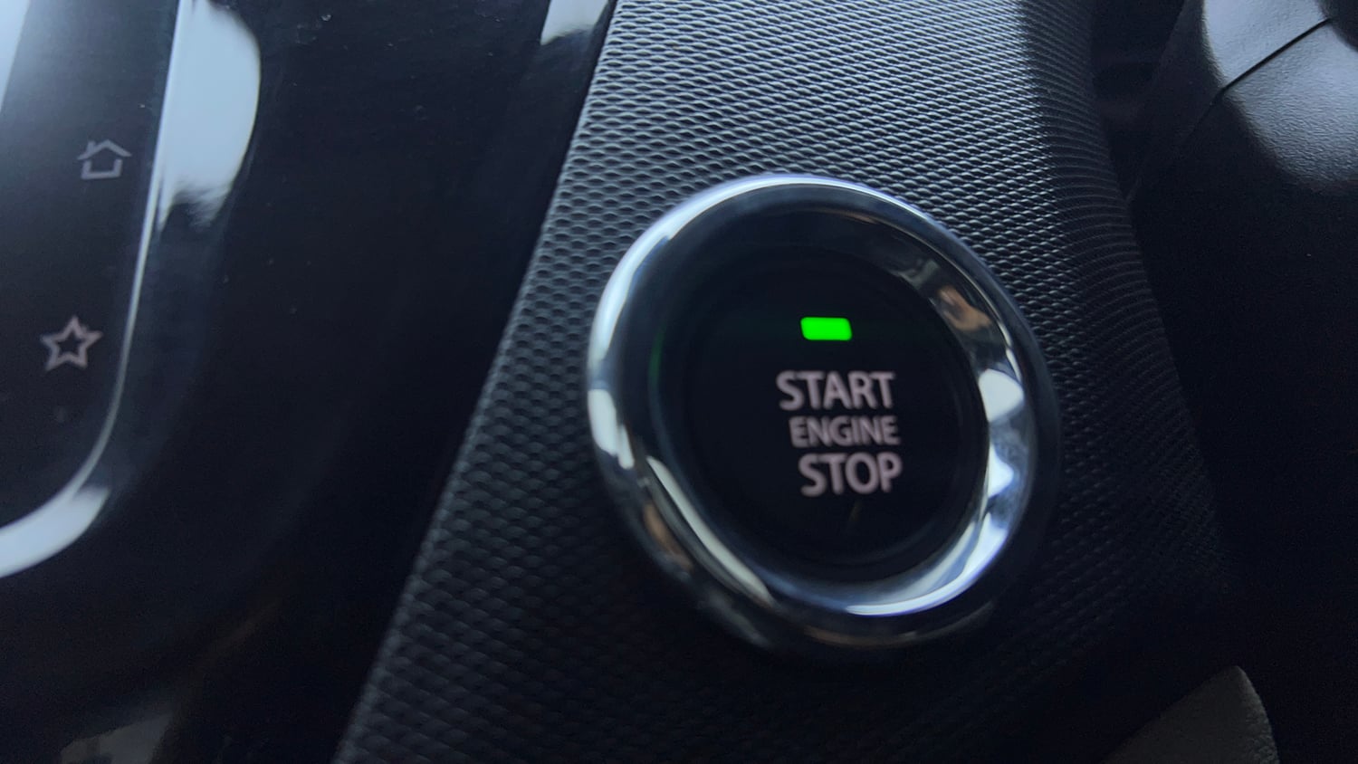 Used 2023 Tata Tigor XZ Plus Petrol Manual top_features Keyless start