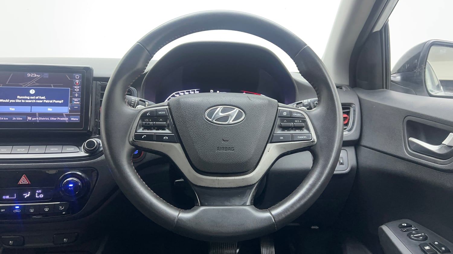 Used 2021 Hyundai Verna SX (O) 1.0 Turbo DCT Petrol Automatic interior STEERING VIEW