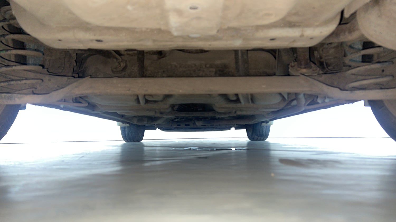 Used 2020 Honda City ZX CVT Petrol Petrol Automatic extra REAR UNDERBODY VIEW (TAKEN FROM REAR)