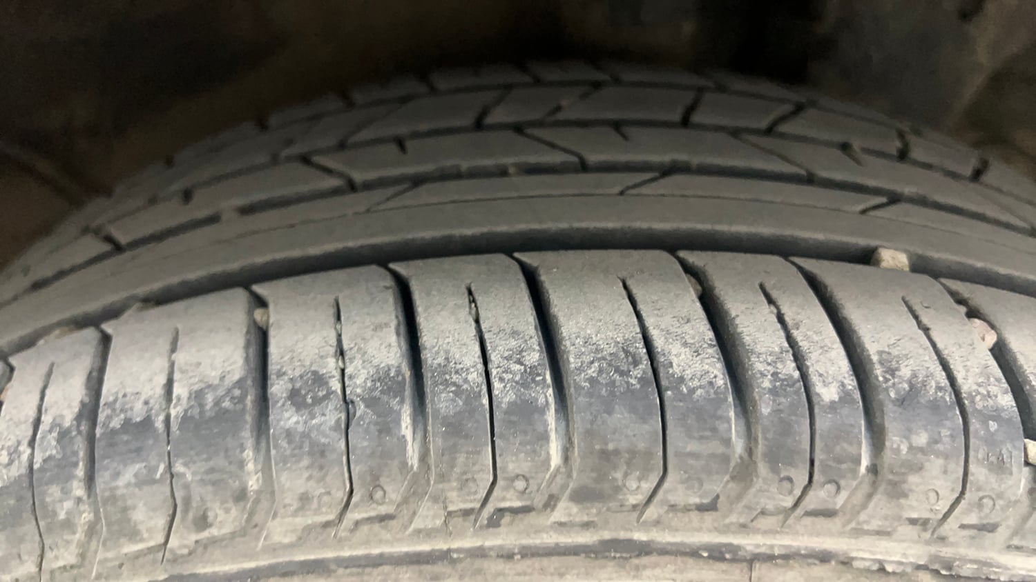 Used 2024 Hyundai New i20 Asta (O) 1.2 IVT Petrol Automatic tyres LEFT REAR TYRE TREAD VIEW