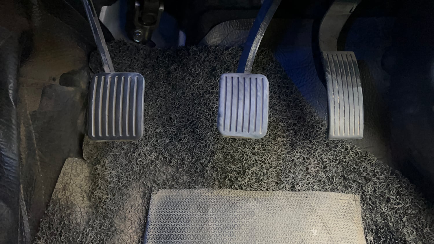Used 2024 Hyundai Grand i10 Nios Sportz 1.2 Hy-CNG Duo Cng Manual interior PEDALS VIEW
