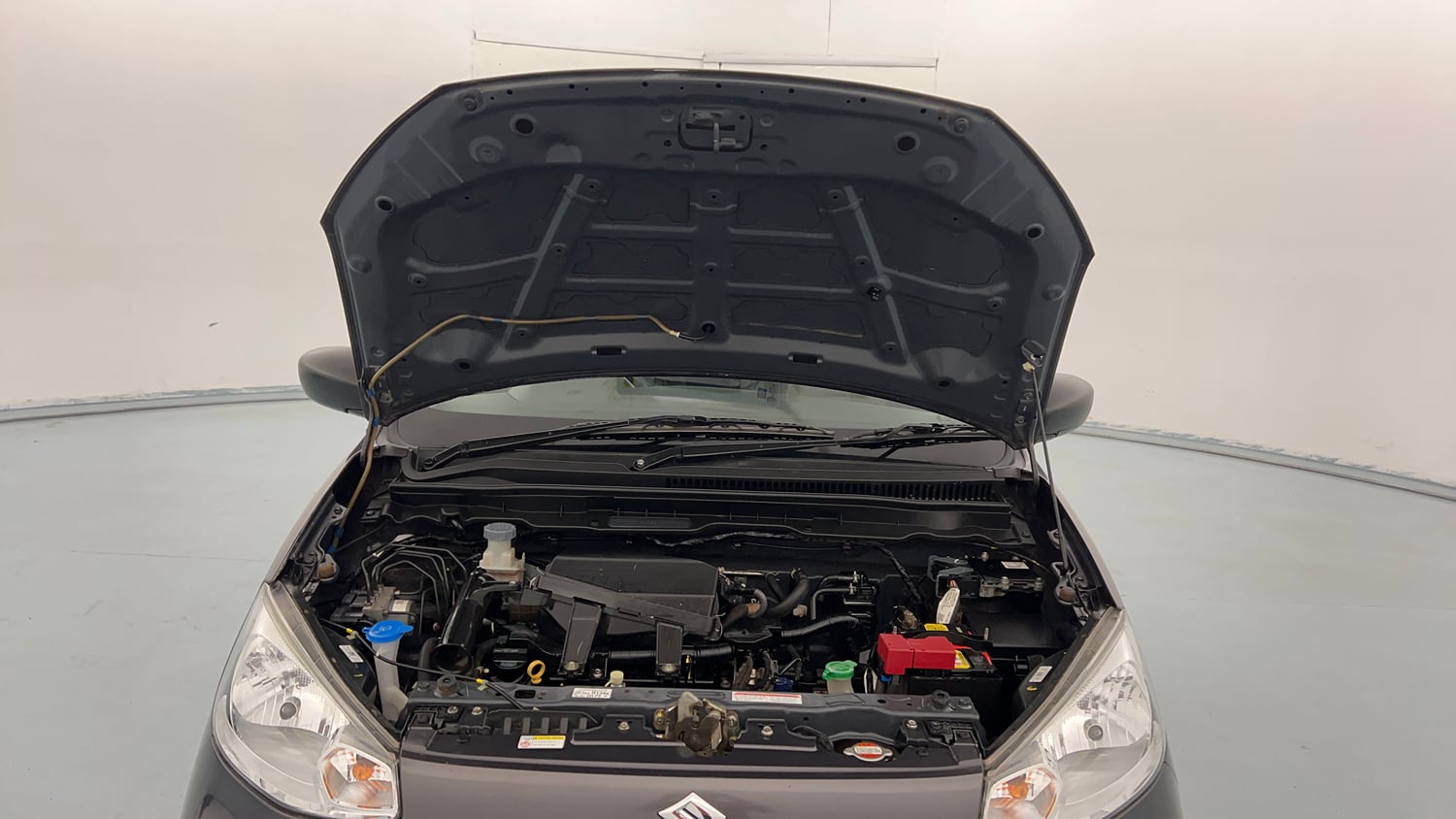 Used 2023 Maruti Suzuki Alto K10 VXi Petrol Manual engine ENGINE & BONNET OPEN FRONT VIEW