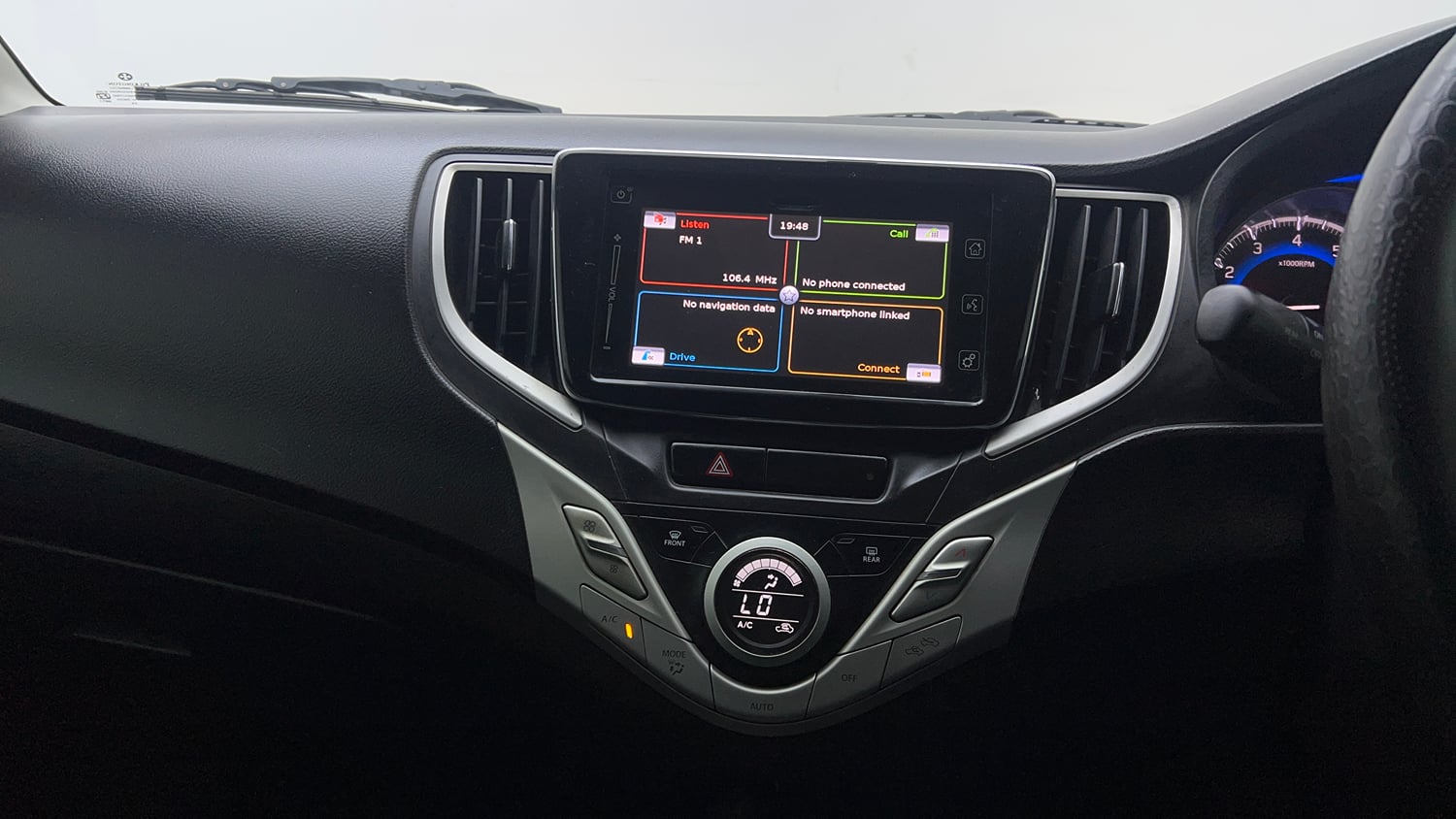 Used 2018 Maruti Suzuki Baleno Alpha 1.2 Petrol Manual top_features Touch screen infotainment system