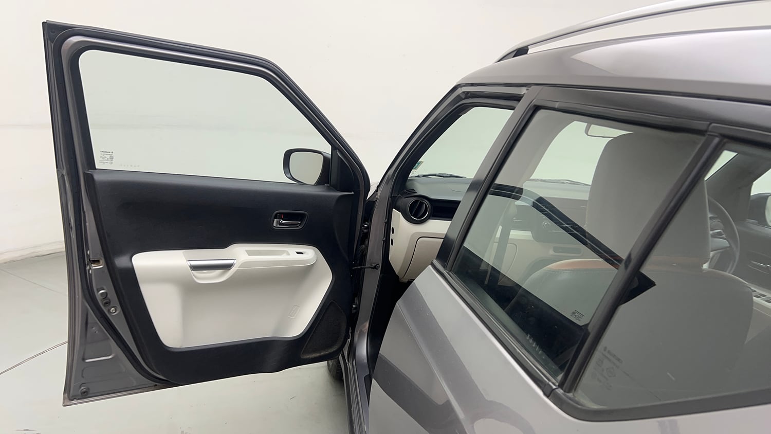 Used 2022 Maruti Suzuki Ignis Delta 1.2 MT Petrol Manual interior LEFT FRONT DOOR OPEN VIEW