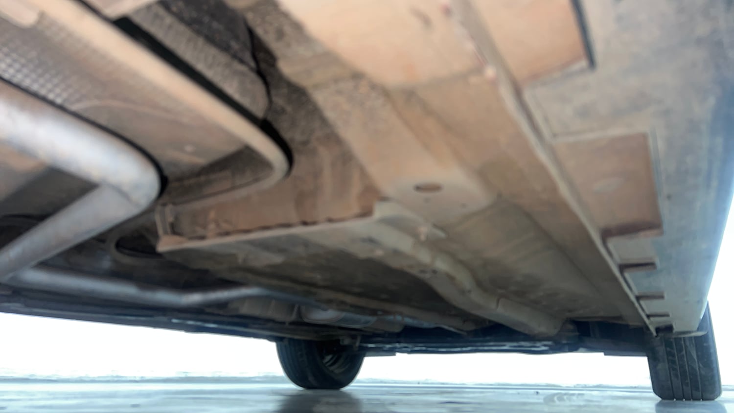 Used 2021 Hyundai i20 Sportz 1.2 MT Petrol Manual extra REAR RIGHT UNDERBODY VIEW