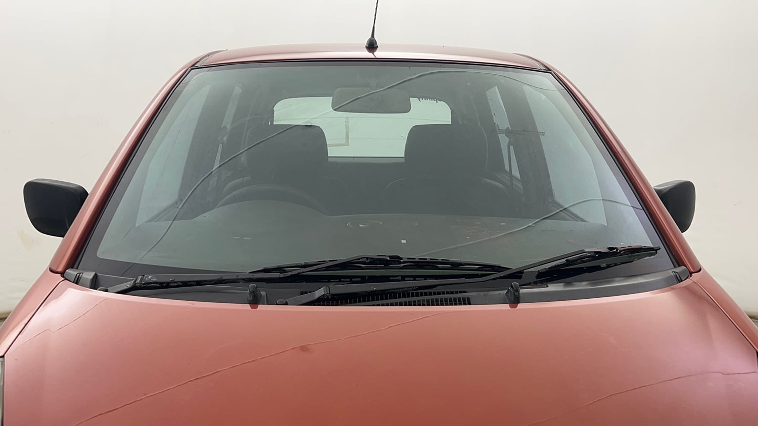 Used 2012 Maruti Suzuki Estilo LXi BS-IV Petrol Manual exterior FRONT WINDSHIELD VIEW