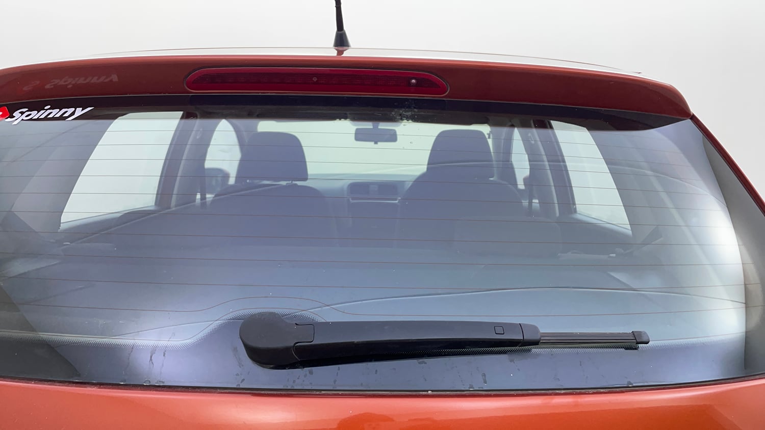 Used 2014 Volkswagen Polo Comfortline 1.2L (P) Petrol Manual top_features Rear wiper