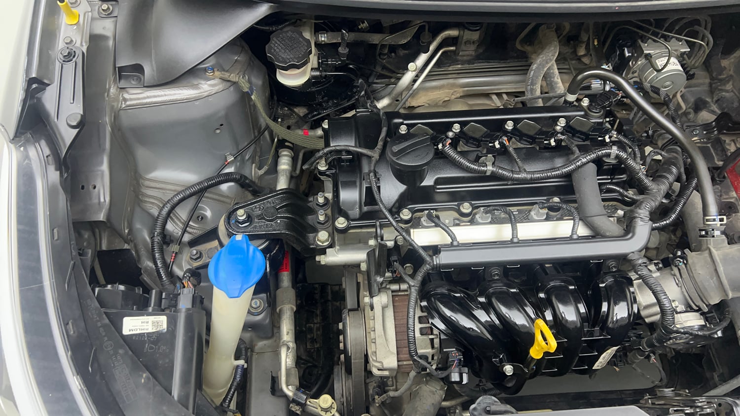 Used 2019 Hyundai Elite i20 Sportz Plus 1.2 Petrol Manual engine ENGINE RIGHT SIDE VIEW