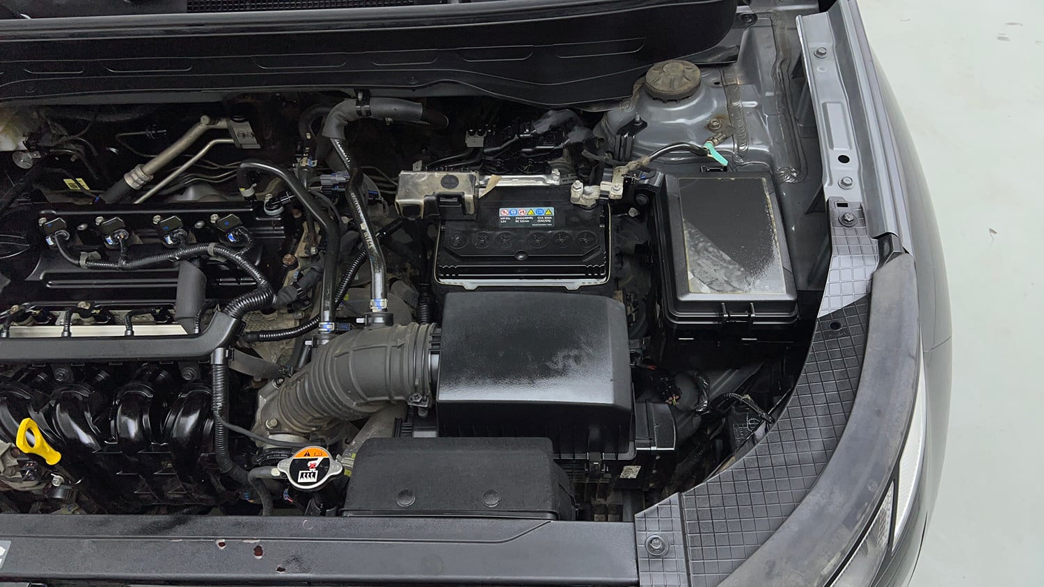 Used 2022 Hyundai Venue SX 1.2 Petrol Petrol Manual engine ENGINE LEFT SIDE VIEW