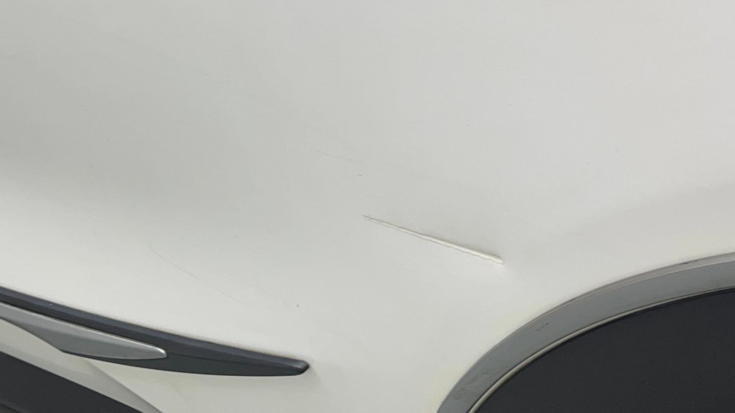 Used 2022 Mahindra XUV700 AX 5 Petrol MT 7 STR Petrol Manual dents MINOR SCRATCH
