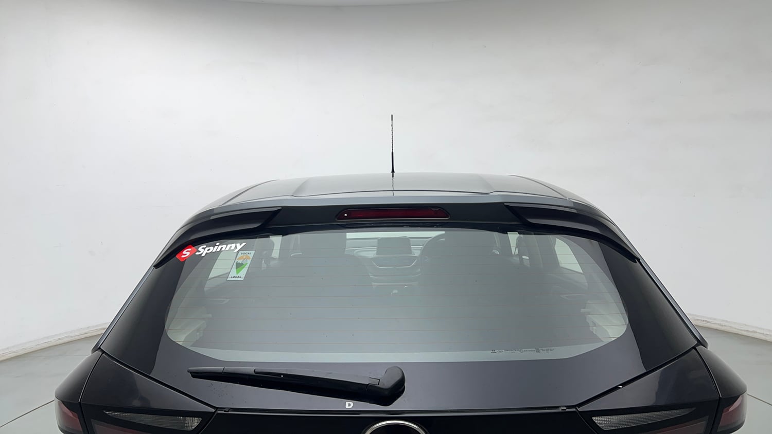 Used 2025 Tata Altroz XZA Petrol Petrol Automatic exterior BACK WINDSHIELD VIEW