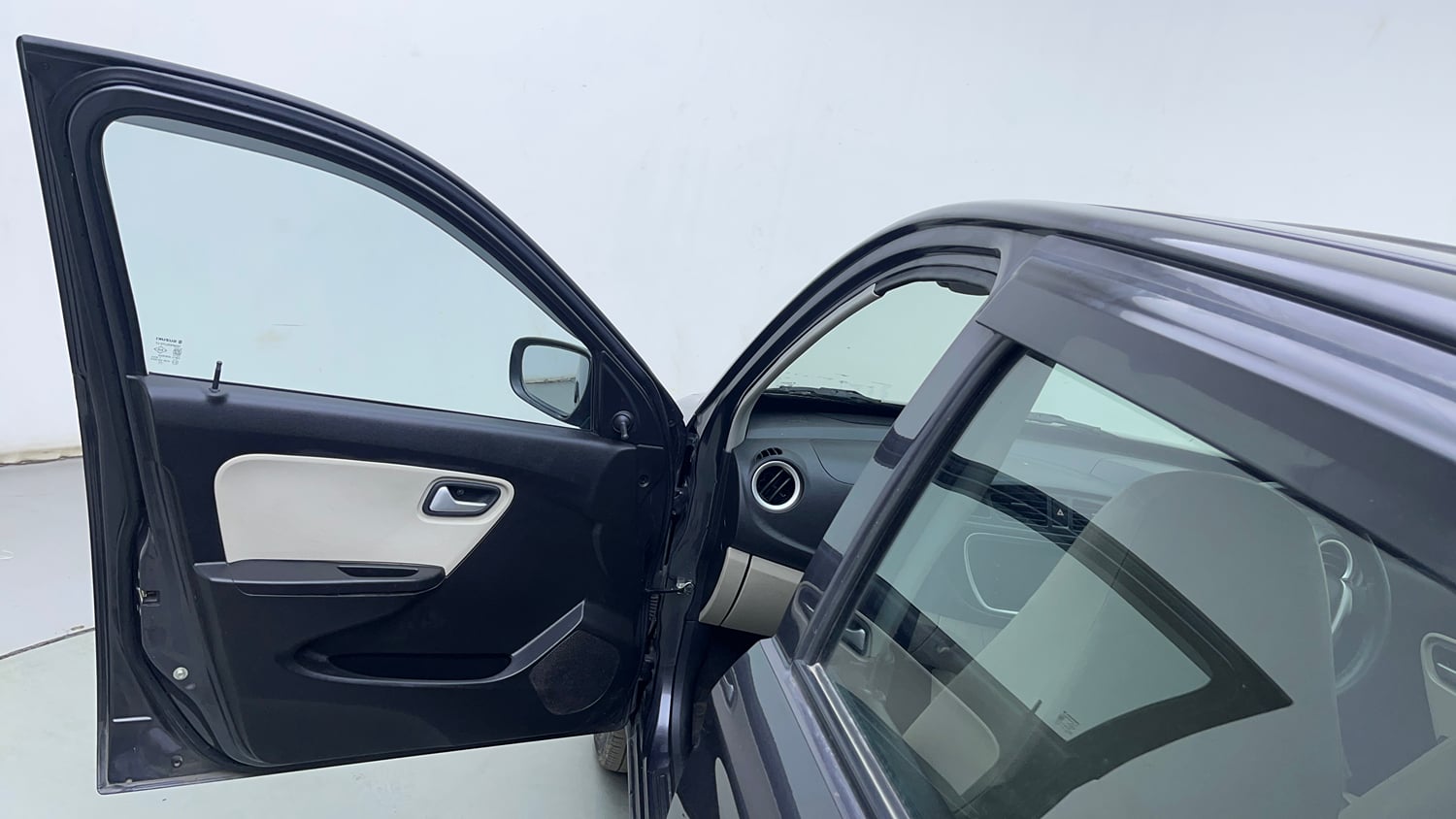 Used 2022 Maruti Suzuki Alto 800 Vxi Plus Petrol Manual interior LEFT FRONT DOOR OPEN VIEW