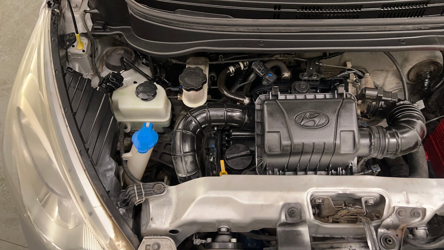 Used 2018 Hyundai Eon Era + Petrol Manual engine ENGINE RIGHT SIDE VIEW
