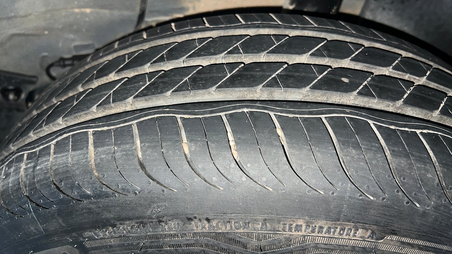 Used 2025 Tata Altroz XZA Petrol Petrol Automatic tyres LEFT REAR TYRE TREAD VIEW