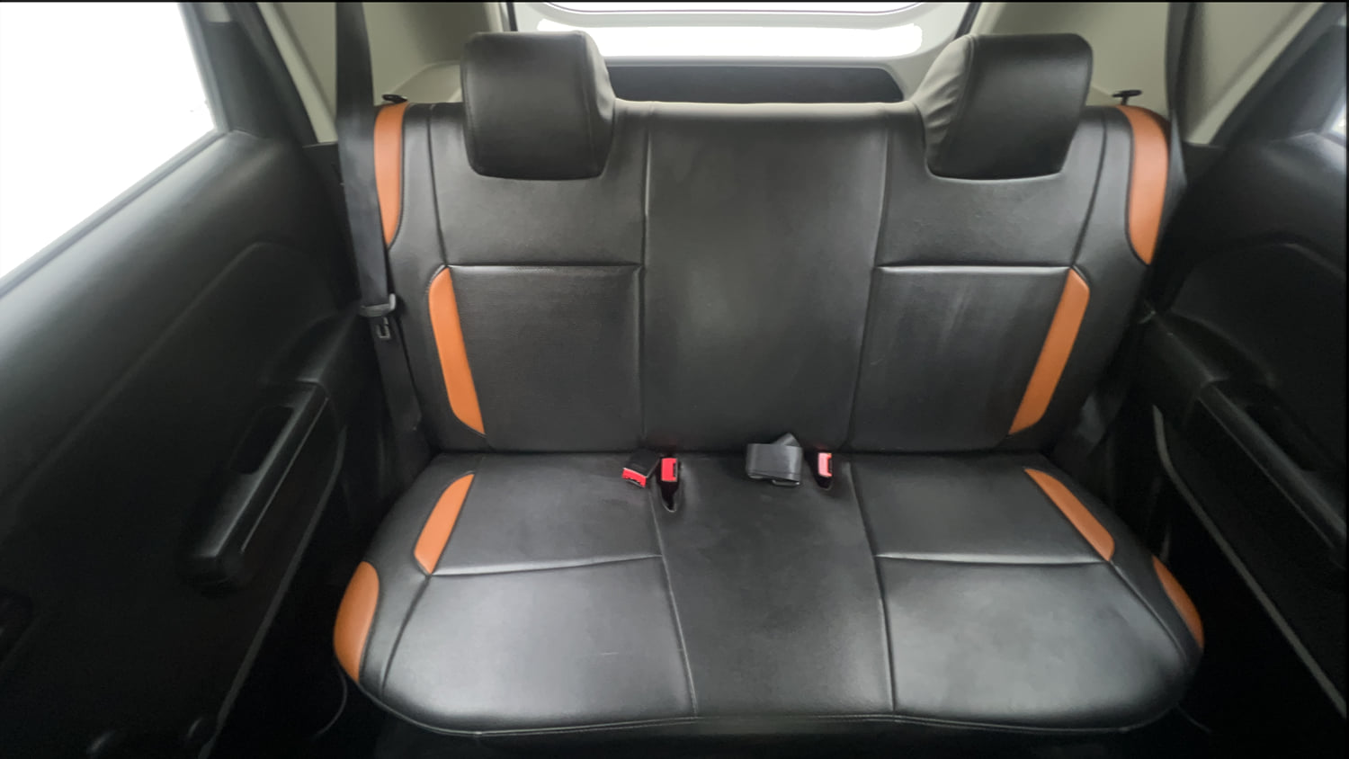 Used 2019 Maruti Suzuki Wagon R 1.0 LXi 1.0 Petrol Manual interior REAR SEAT CONDITION VIEW