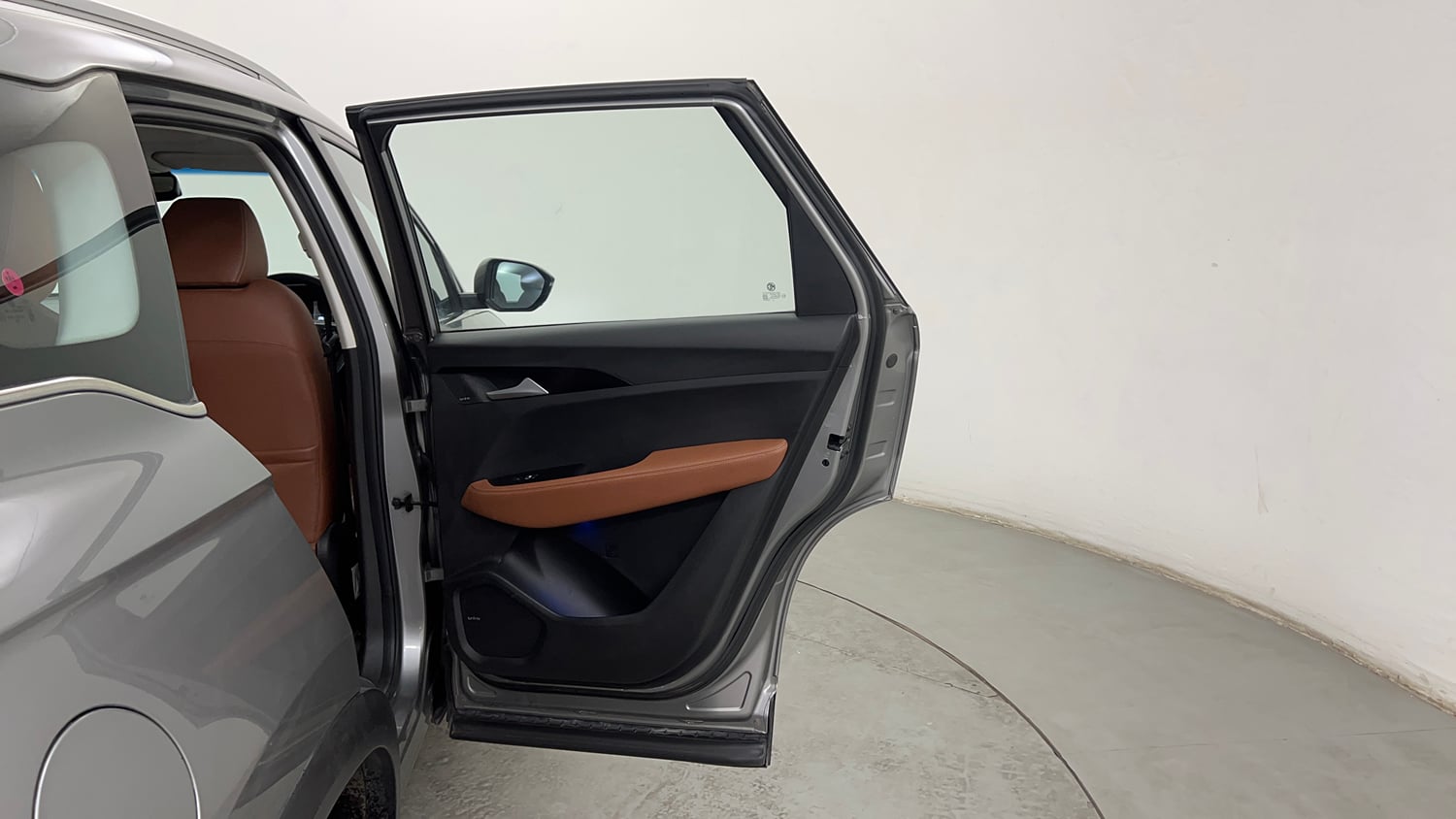 Used 2021 MG Motors Hector Plus Sharp 1.5 Petrol Turbo CVT 6-STR Petrol Automatic interior RIGHT REAR DOOR OPEN VIEW