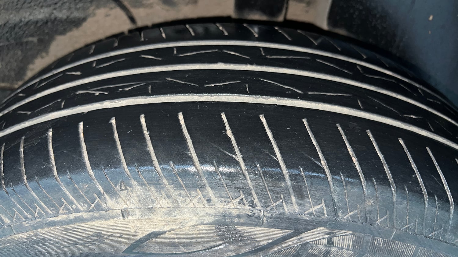Used 2024 Tata Punch Accomplished iCNG Cng Manual tyres LEFT REAR TYRE TREAD VIEW