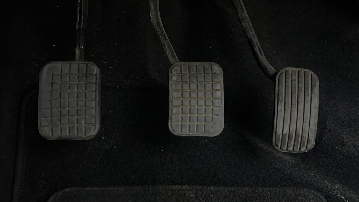 Used 2019 Tata Tiago Revotron XT Petrol Manual interior PEDALS VIEW