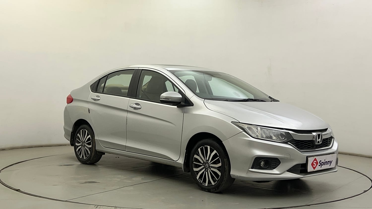 Used 2017 Honda City VX CVT Petrol Petrol Automatic exterior RIGHT FRONT CORNER VIEW