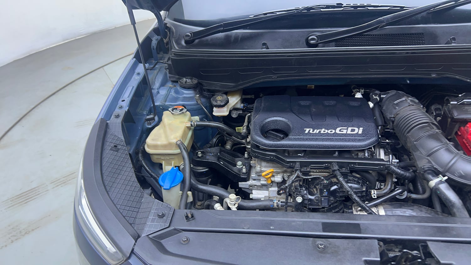Used 2021 Hyundai Venue SX Plus 1.0 Turbo DCT Petrol Automatic engine ENGINE RIGHT SIDE VIEW