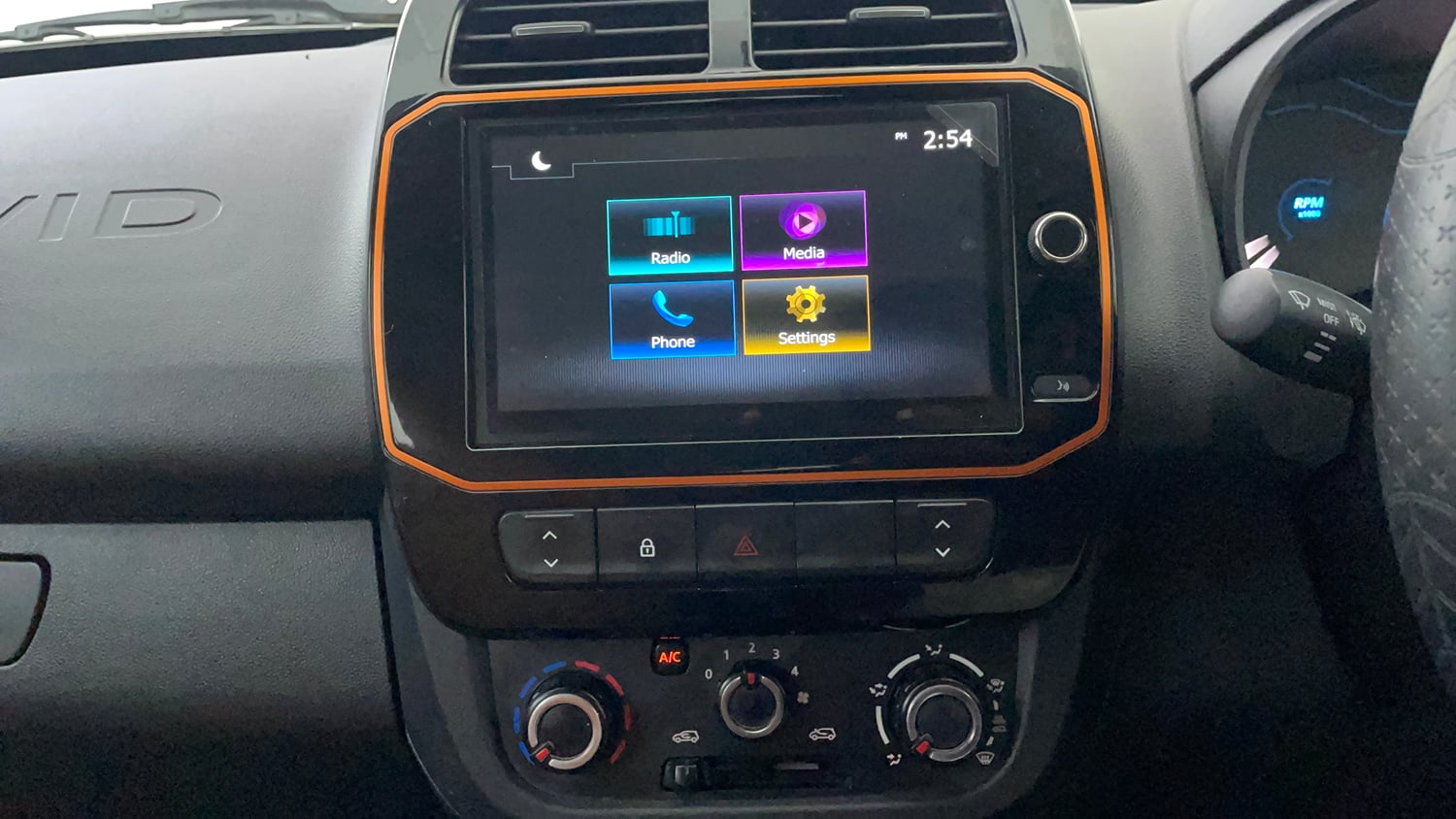 Used 2020 Renault Kwid CLIMBER 1.0 AMT Opt Petrol Automatic interior MUSIC SYSTEM & AC CONTROL VIEW