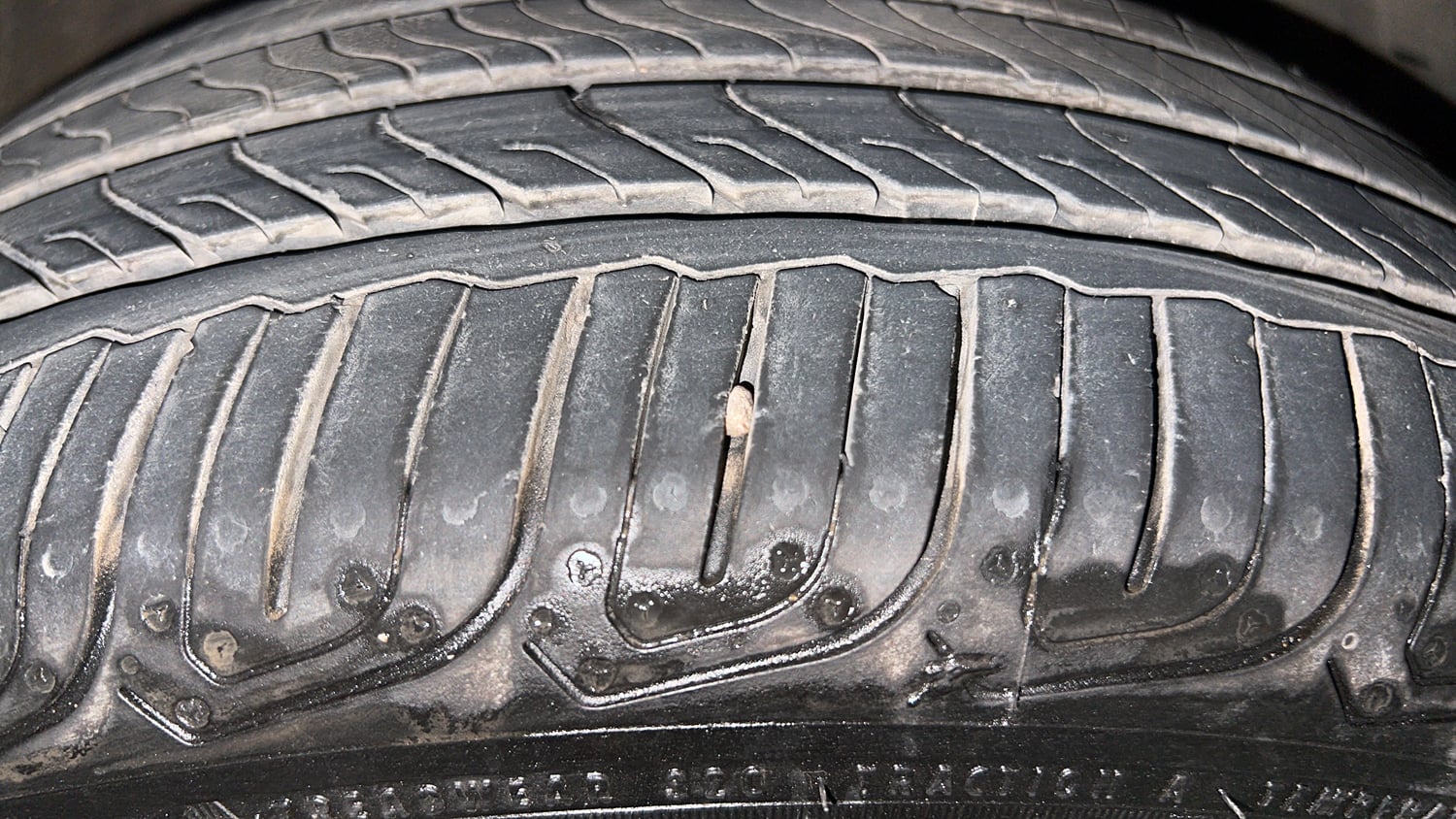 Used 2024 Honda City VX Petrol MT Petrol Manual tyres RIGHT FRONT TYRE TREAD VIEW