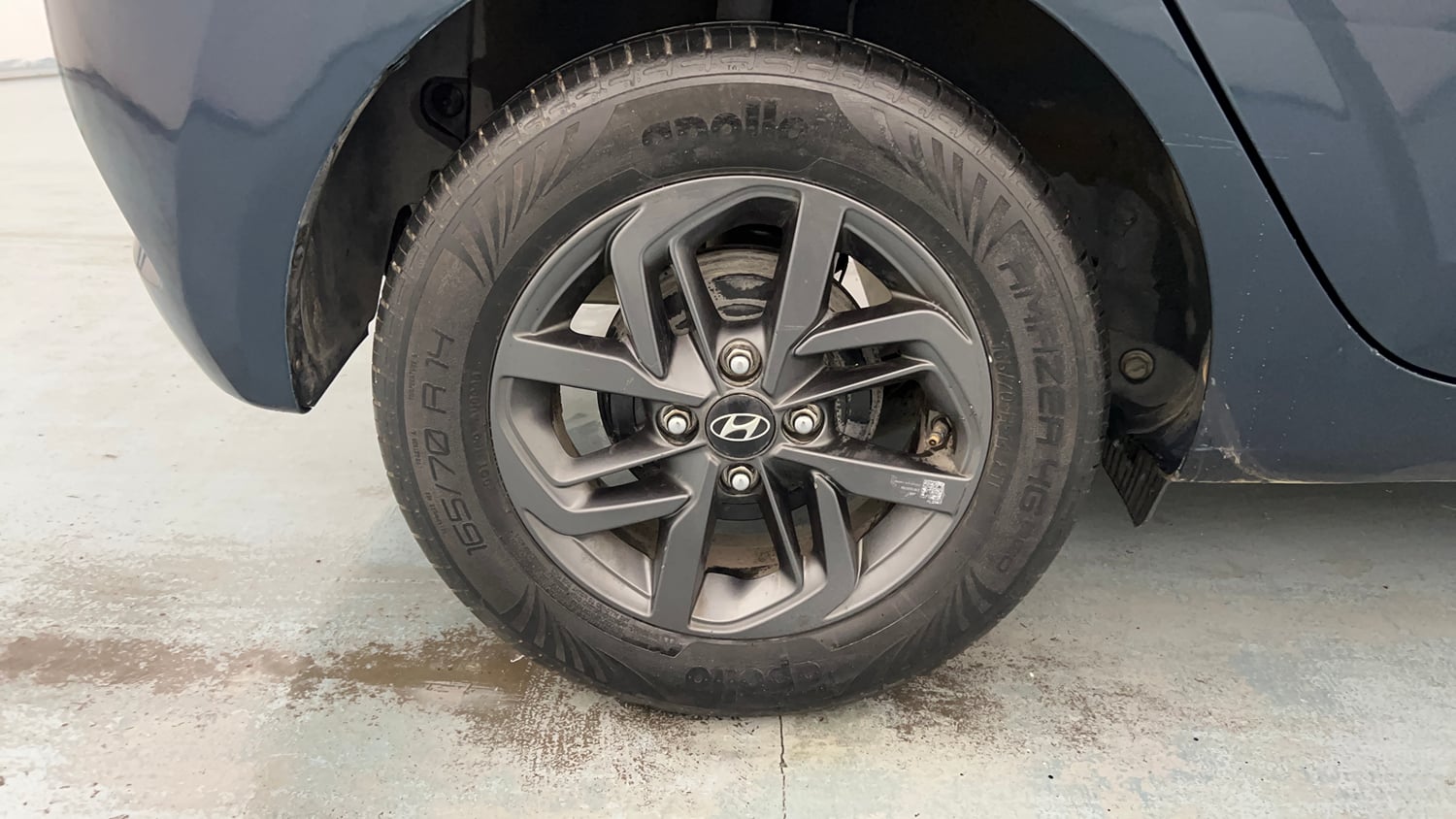 Used 2021 Hyundai Grand i10 Nios Sportz 1.2 Kappa VTVT Petrol Manual tyres RIGHT REAR TYRE RIM VIEW