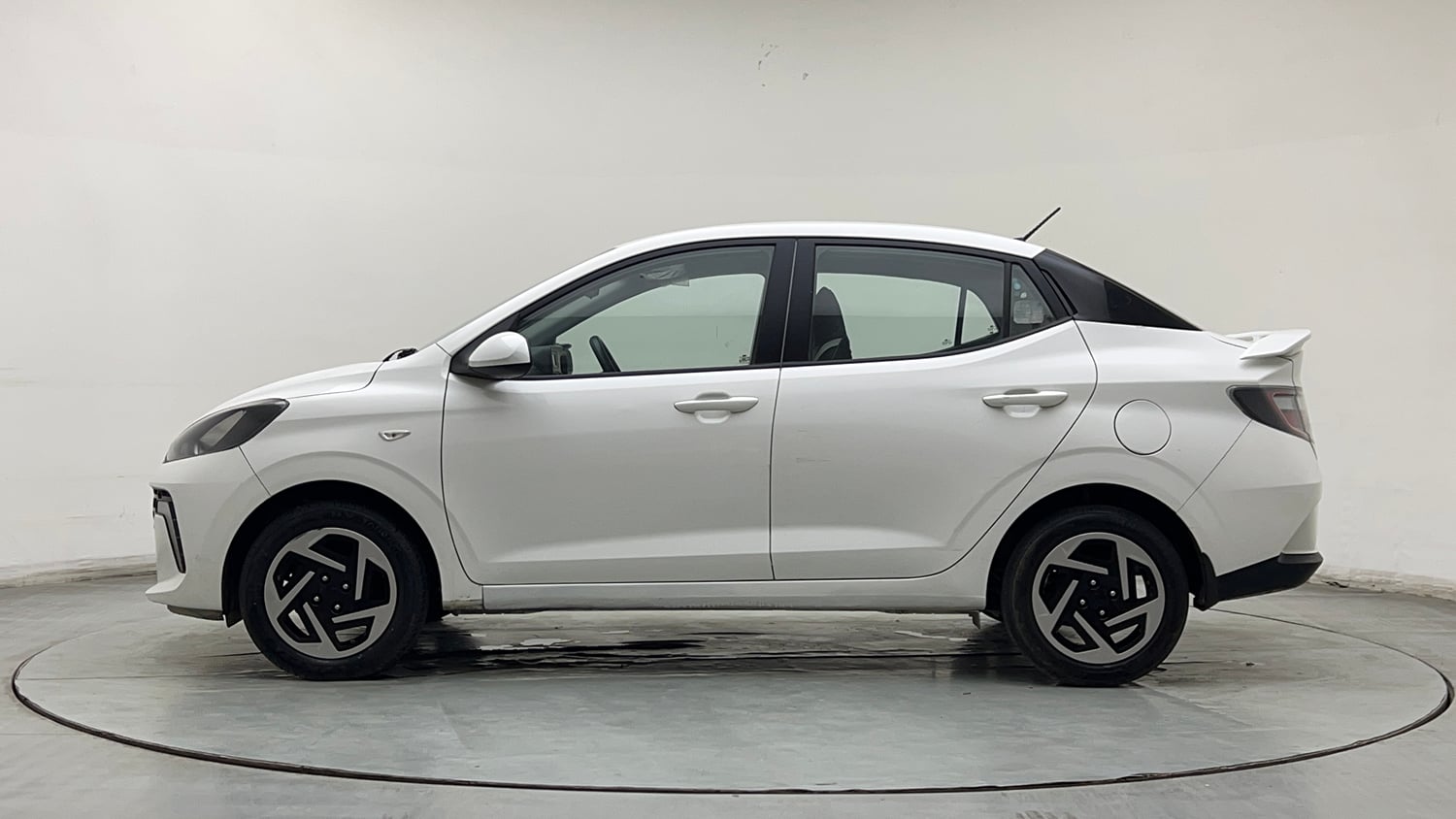 Used 2023 Hyundai Aura S 1.2 Petrol Petrol Manual exterior LEFT SIDE VIEW