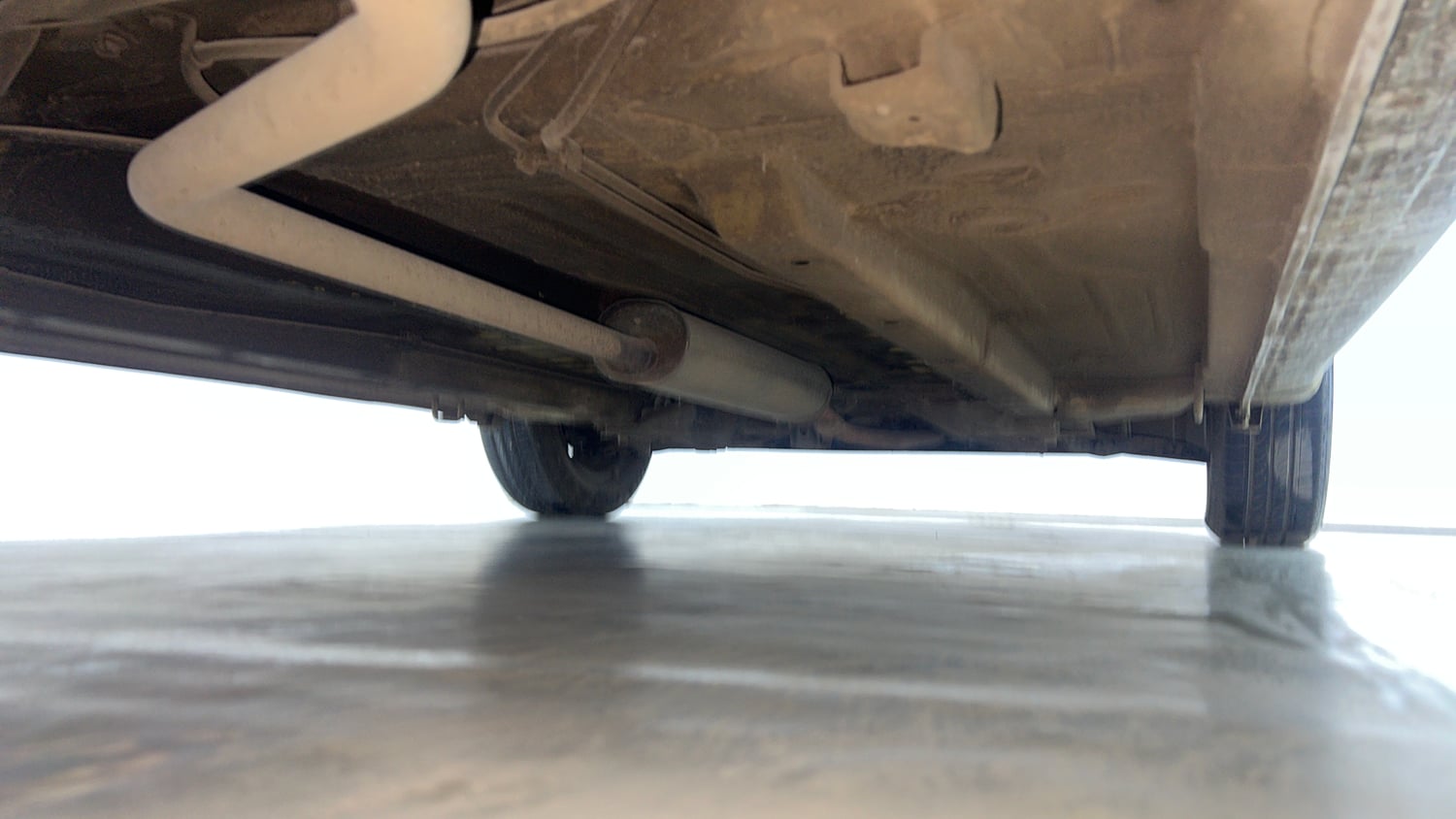 Used 2014 Maruti Suzuki Celerio VXi AMT Petrol Automatic extra REAR RIGHT UNDERBODY VIEW
