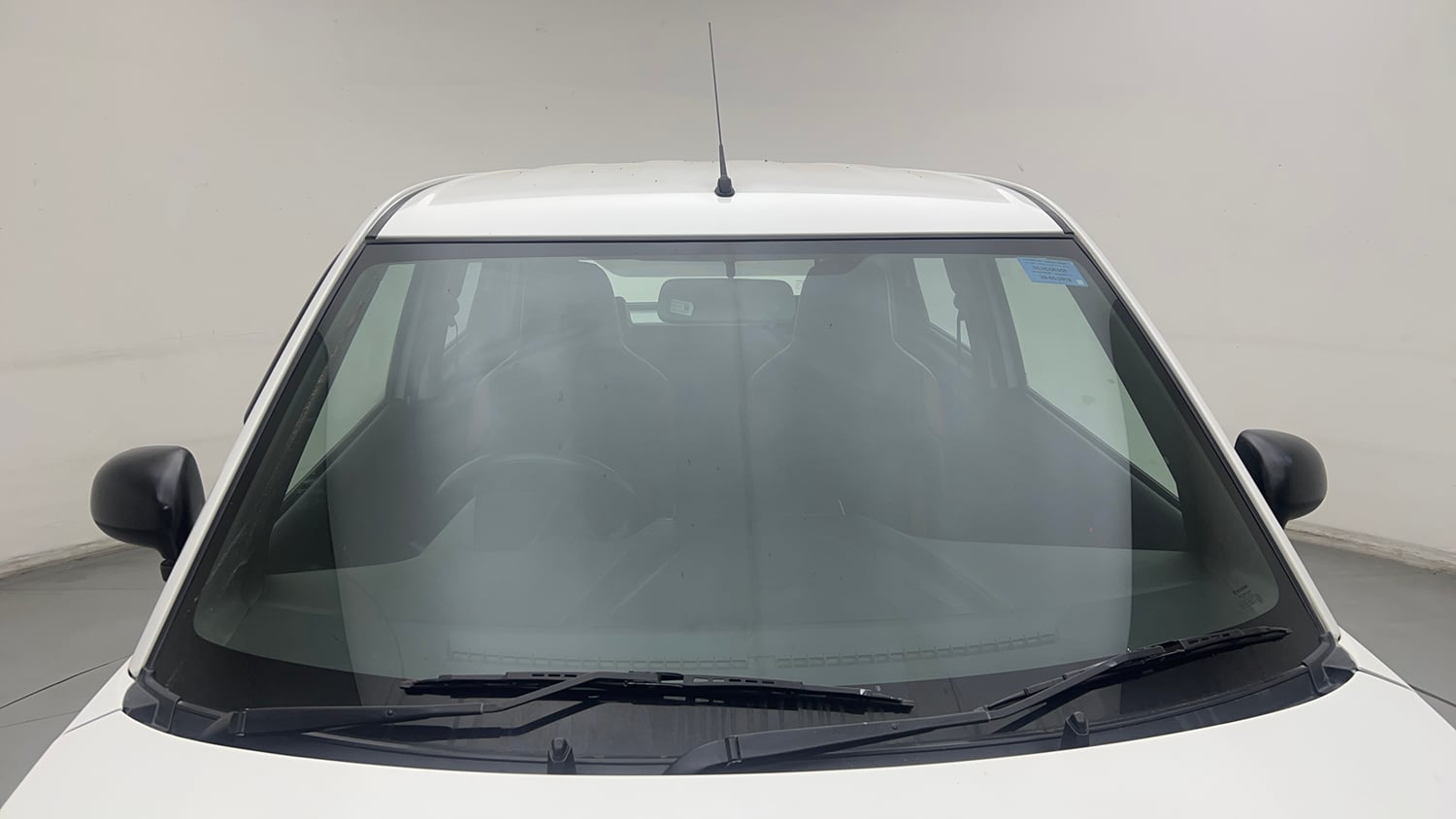 Used 2019 Maruti Suzuki Wagon R 1.0 LXi 1.0 Petrol Manual exterior FRONT WINDSHIELD VIEW