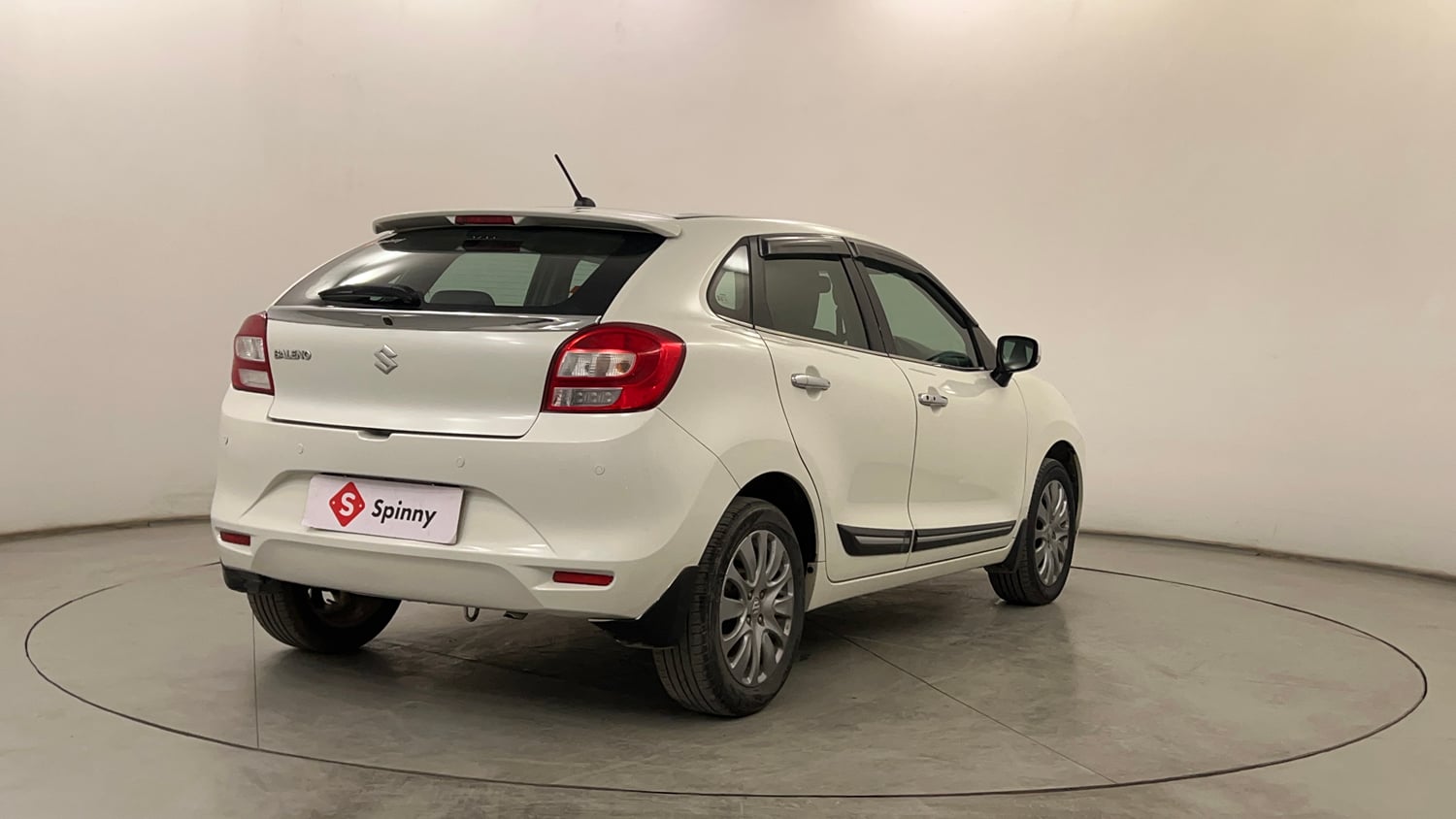 Used 2016 Maruti Suzuki Baleno Alpha 1.2 Petrol Manual exterior RIGHT REAR CORNER VIEW