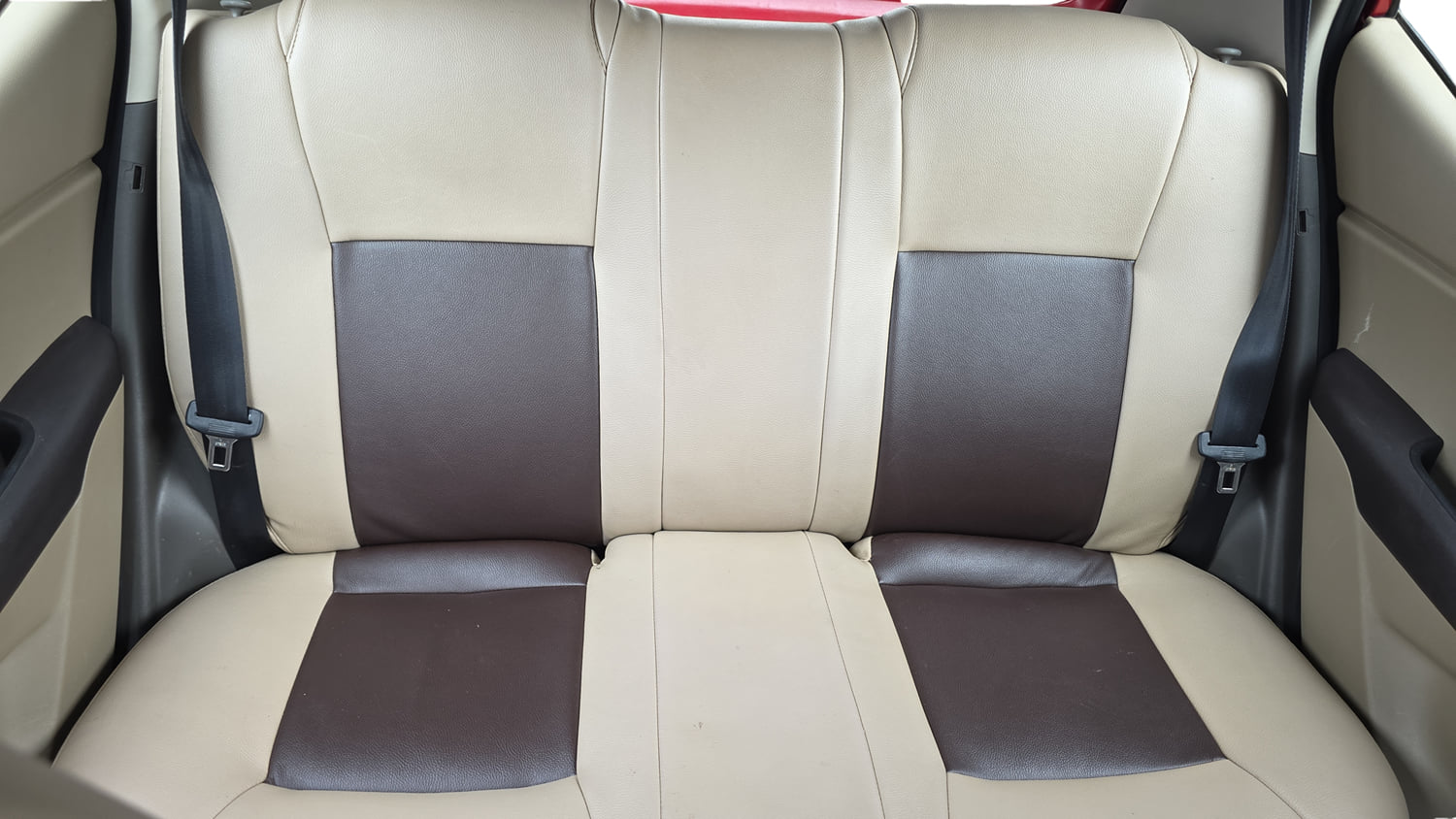 Used 2013 Hyundai i10 Era 1.1 iRDE2 Petrol Manual interior REAR SEAT CONDITION VIEW