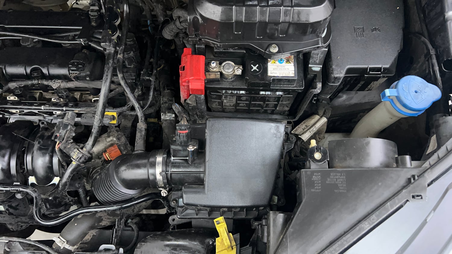 Used 2017 Ford EcoSport Titanium 1.5L Ti-VCT AT Petrol Automatic engine ENGINE LEFT SIDE VIEW