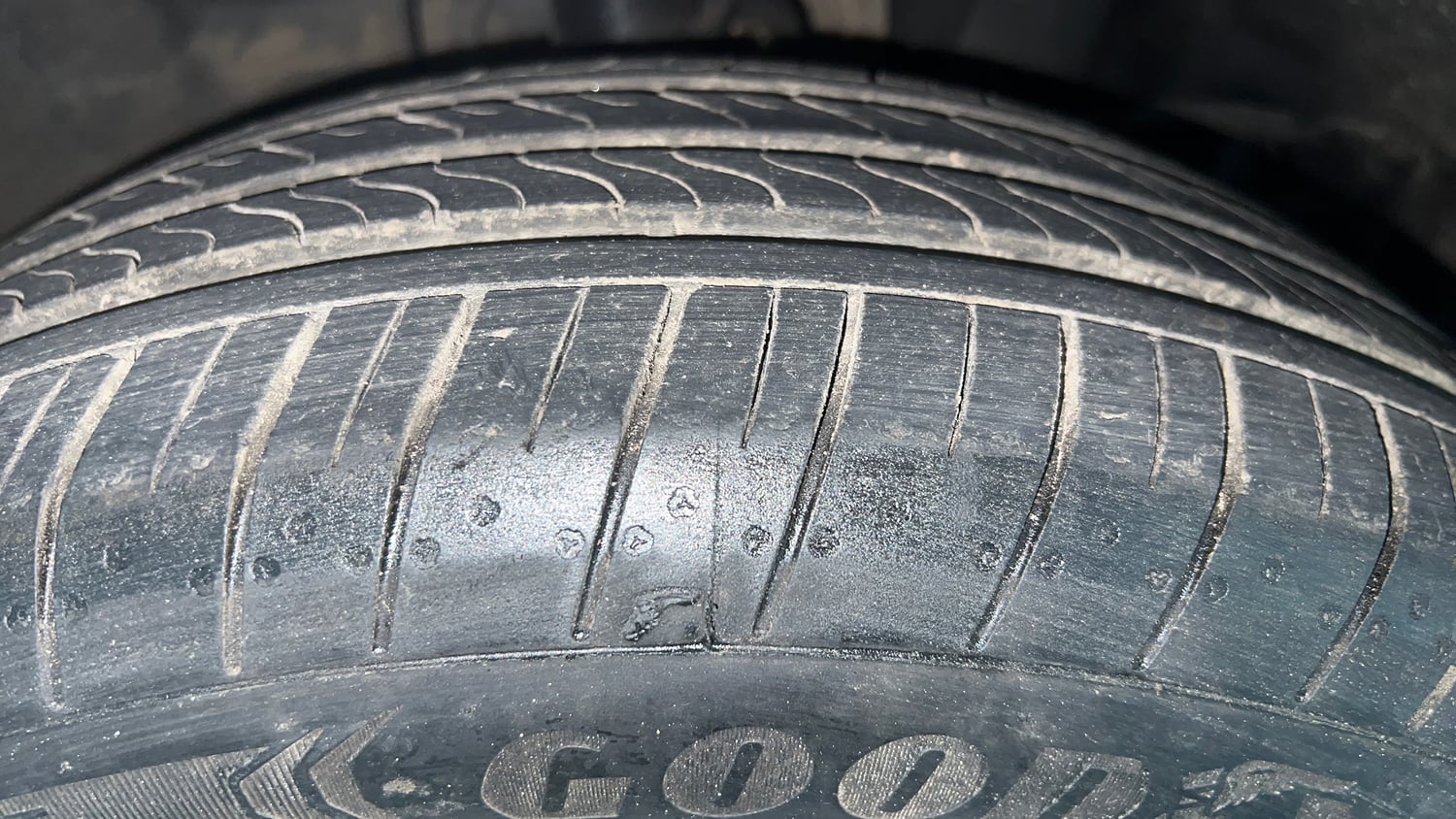 Used 2017 Honda City V Petrol Petrol Manual tyres RIGHT FRONT TYRE TREAD VIEW