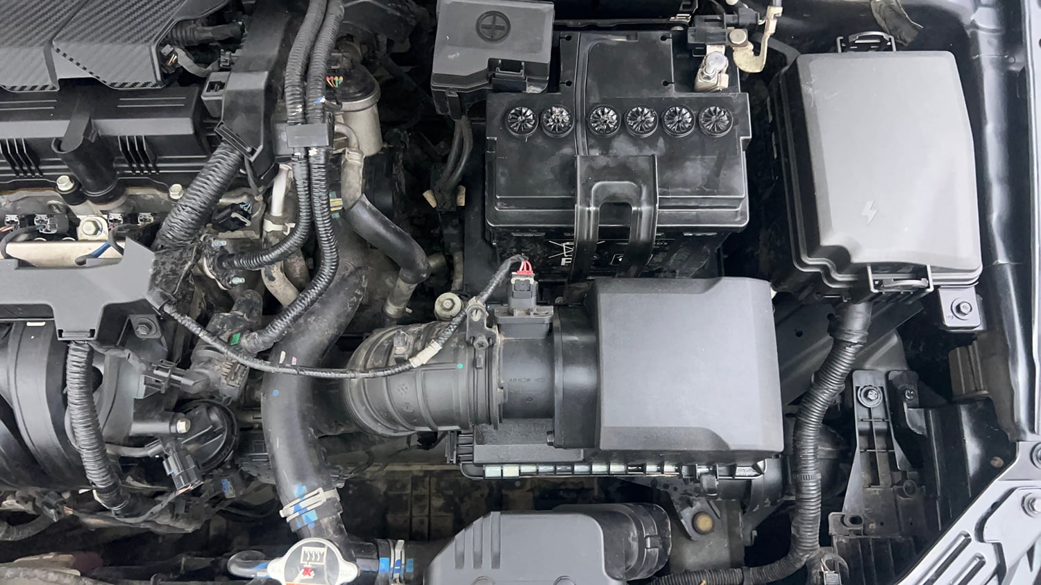 Used 2023 Hyundai Verna S 1.5 Petrol MT Petrol Manual engine ENGINE LEFT SIDE VIEW
