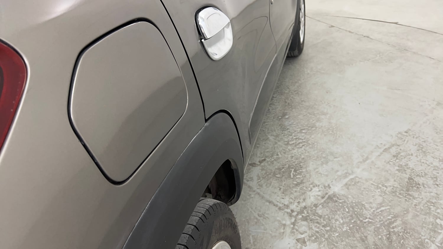 Used 2019 Renault Kwid RXL Petrol Manual dents MINOR SCRATCH
