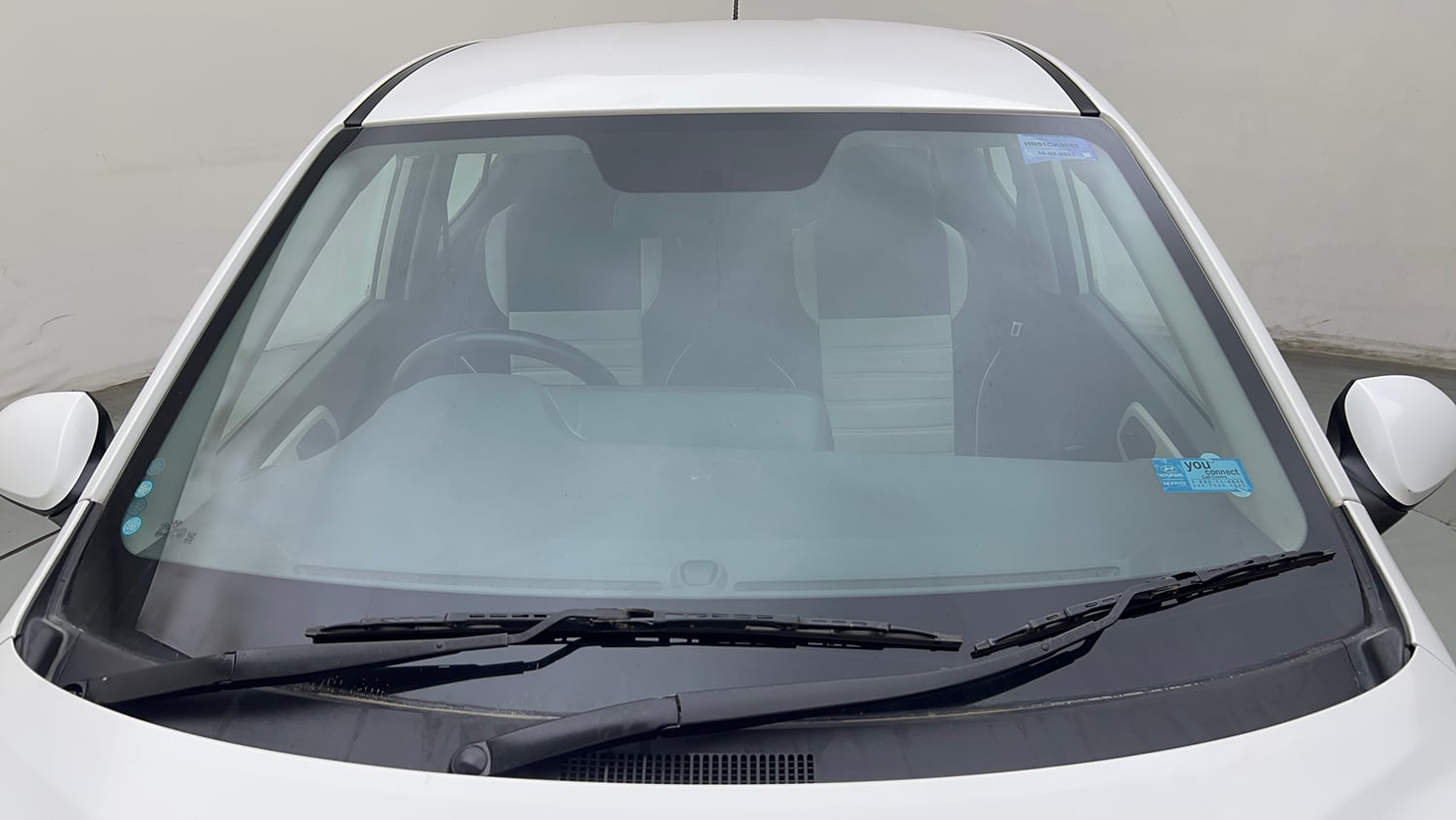 Used 2023 Hyundai Aura S 1.2 Petrol Petrol Manual exterior FRONT WINDSHIELD VIEW