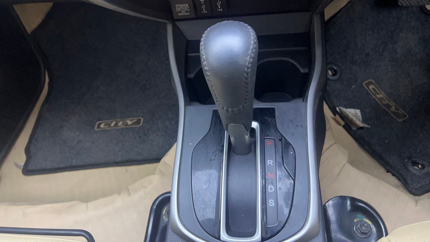 Used 2020 Honda City ZX CVT Petrol Petrol Automatic interior GEAR  KNOB VIEW