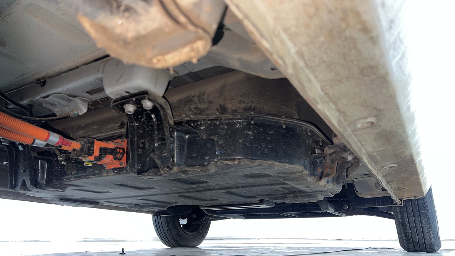 Used 2024 MG Motors Comet EV Excite Electric Automatic extra REAR RIGHT UNDERBODY VIEW