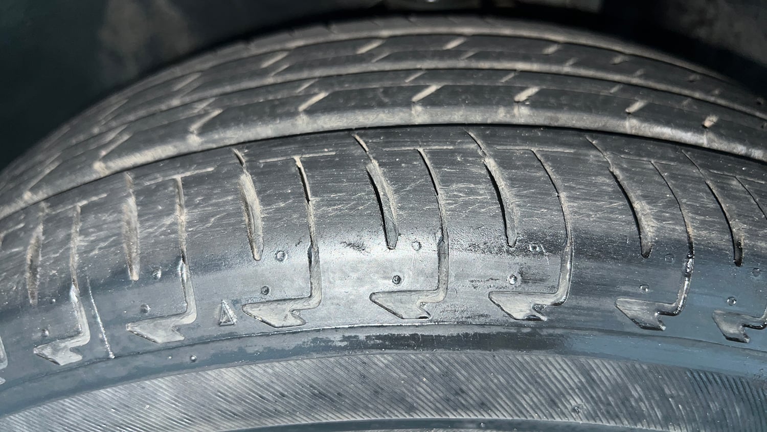 Used 2021 Maruti Suzuki Ignis Zeta 1.2 MT Petrol Manual tyres RIGHT FRONT TYRE TREAD VIEW