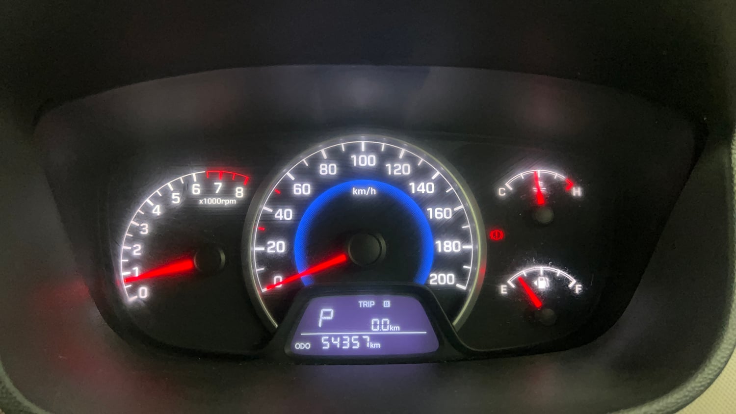 Used 2015 Hyundai Grand i10 Sportz AT 1.2 Kappa VTVT Petrol Automatic interior CLUSTERMETER VIEW