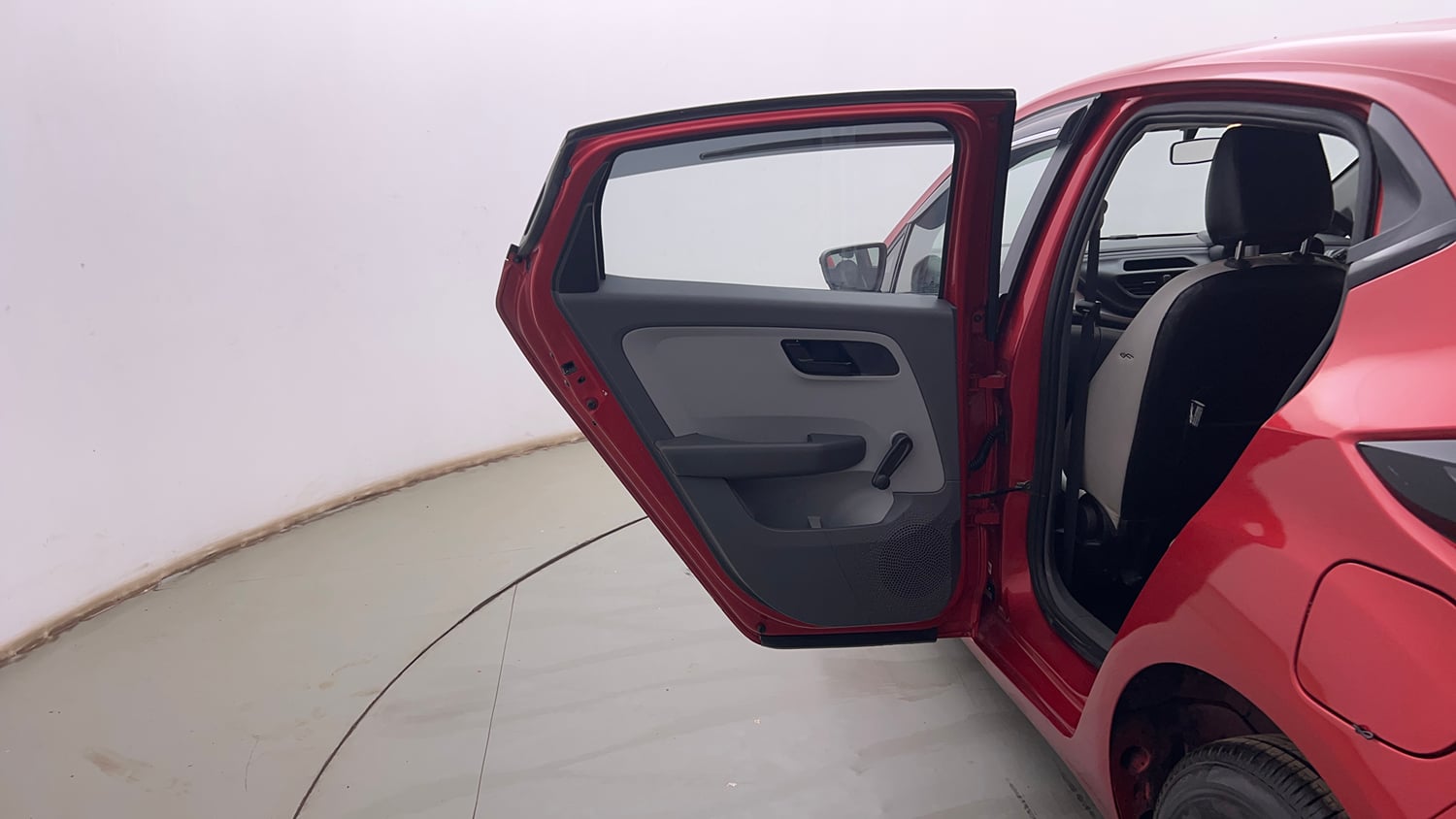 Used 2020 Tata Altroz XE Petrol Petrol Manual interior LEFT REAR DOOR OPEN VIEW