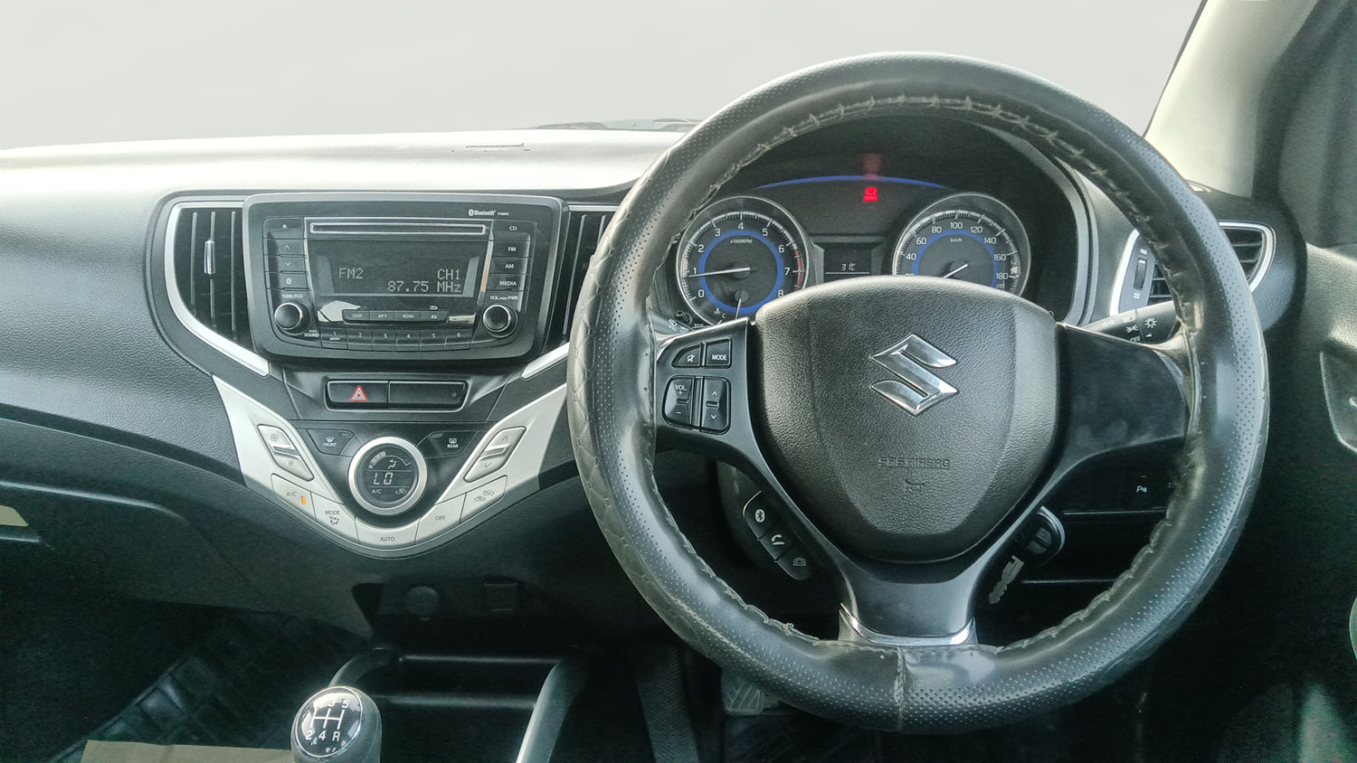 Used 2017 Maruti Suzuki Baleno Delta 1.2 Petrol Manual interior STEERING VIEW