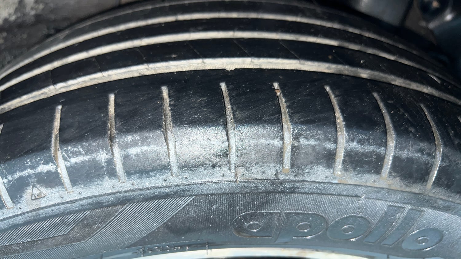 Used 2018 Hyundai Elite i20 Asta 1.2 (O) Petrol Manual tyres LEFT REAR TYRE TREAD VIEW