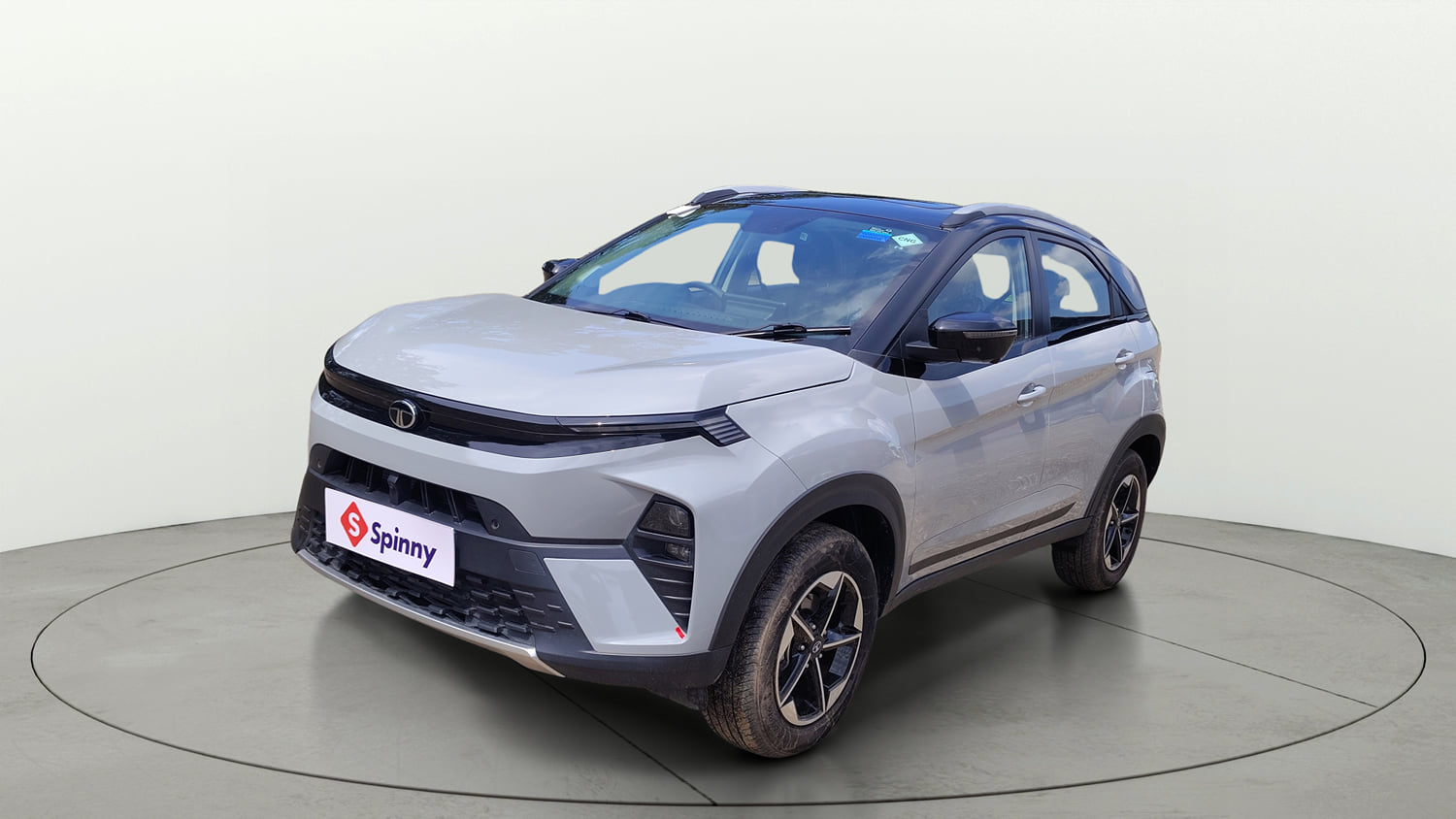 Used 2026 Tata Nexon Creative Plus (PS) 1.2 iCNG 6MT Dual Tone Cng Manual exterior LEFT FRONT CORNER VIEW
