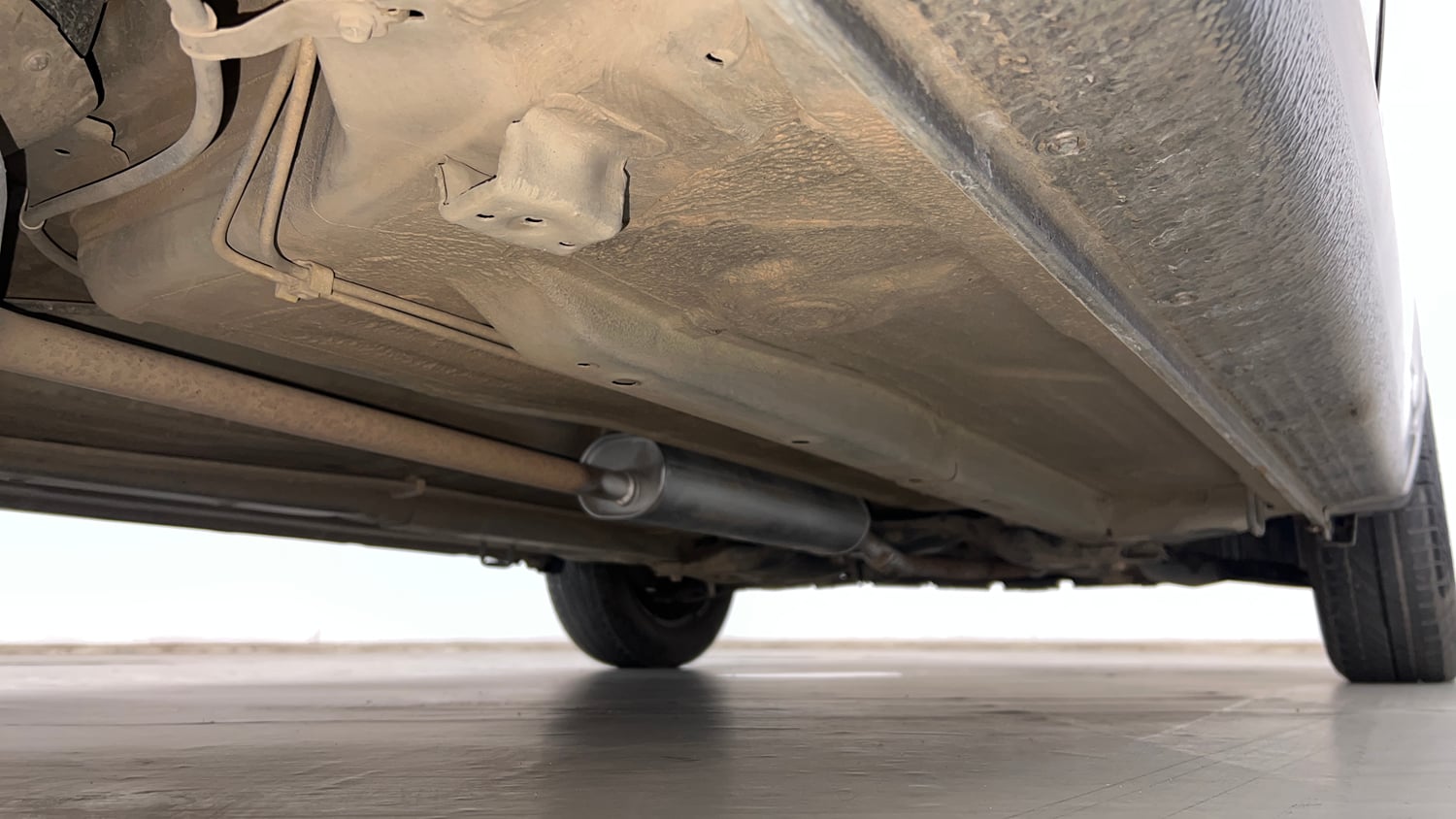 Used 2016 Maruti Suzuki Celerio ZXi AMT Petrol Automatic extra REAR RIGHT UNDERBODY VIEW