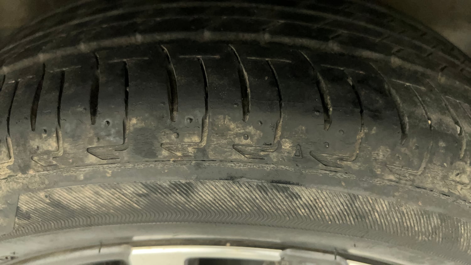 Used 2017 Honda City VX CVT Petrol Petrol Automatic tyres LEFT REAR TYRE TREAD VIEW