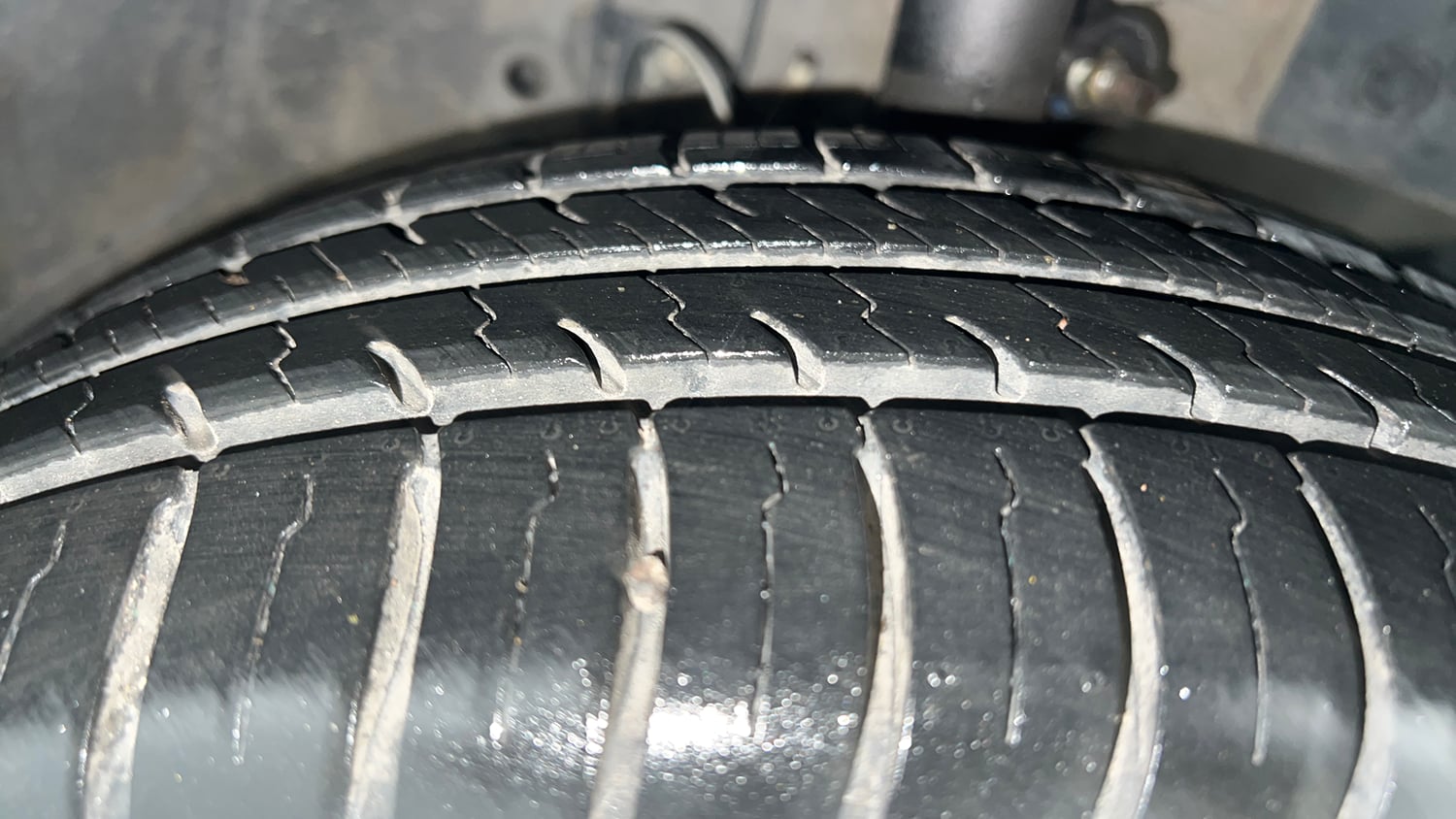 Used 2016 Honda Amaze 1.2 SX i-VTEC Petrol Manual tyres RIGHT FRONT TYRE TREAD VIEW