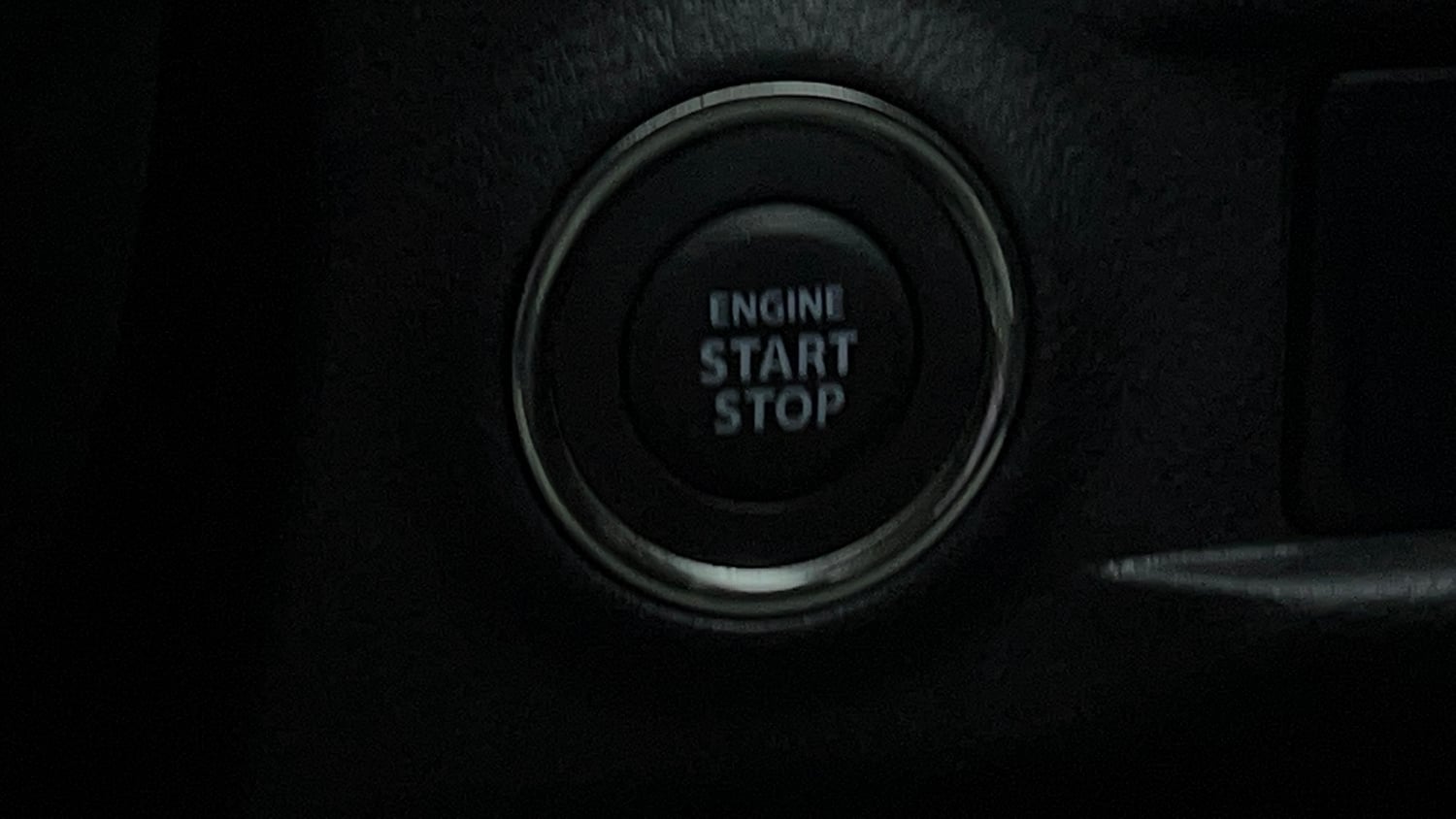 Used 2021 maruti-suzuki Vitara Brezza ZXi Plus Petrol Manual top_features Keyless start
